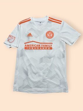 Adidas Atlanta United FC Soccer Jersey King Peach Men’s Small Preowned